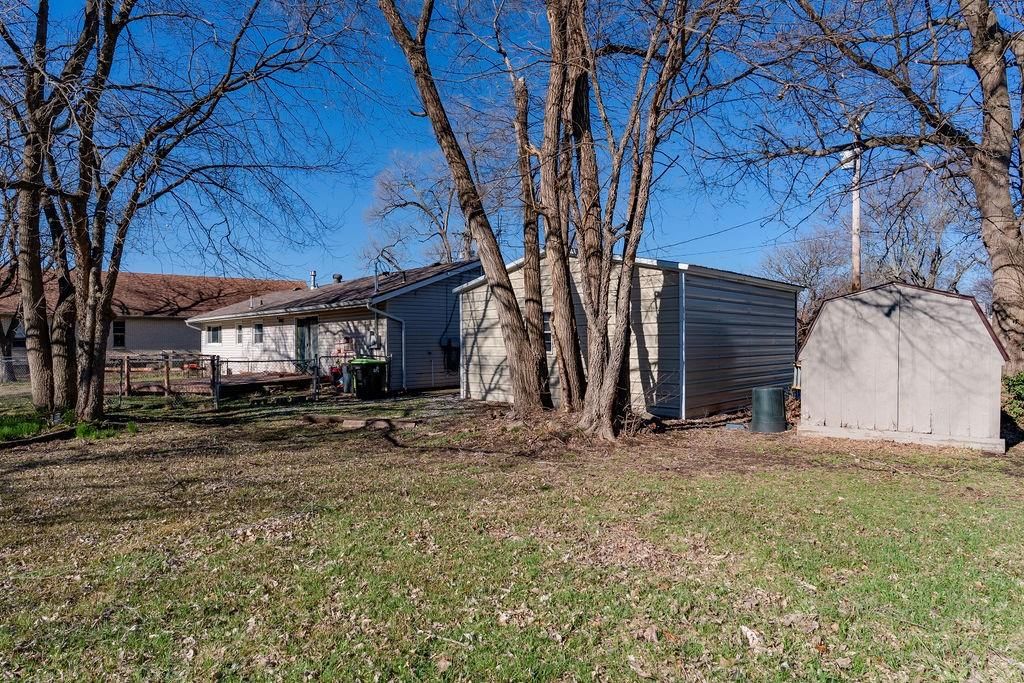 1309 Sanders Street — photo 25