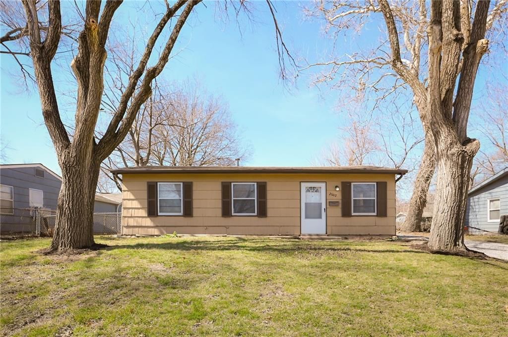 2602 S 48th Street — photo 3