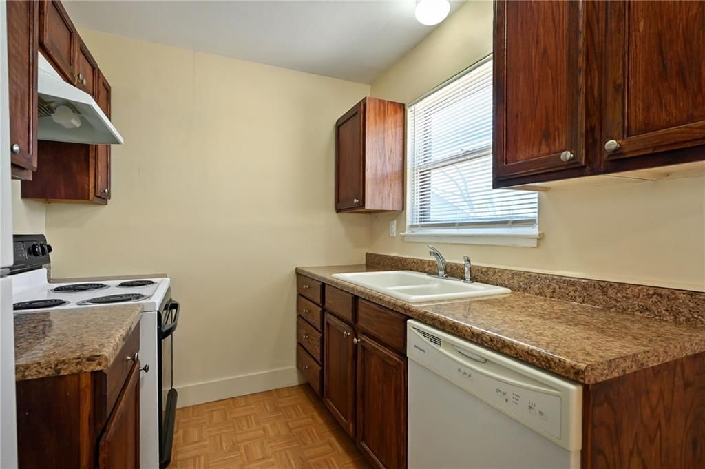 2602 S 48th Street — photo 10