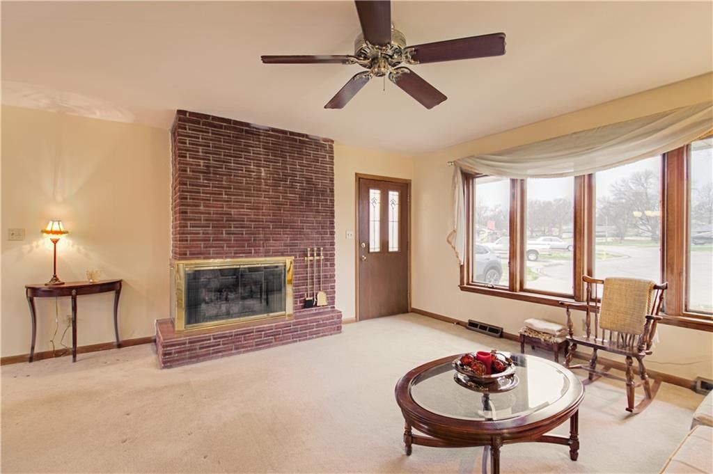 5423 N Mersington Avenue — photo 5