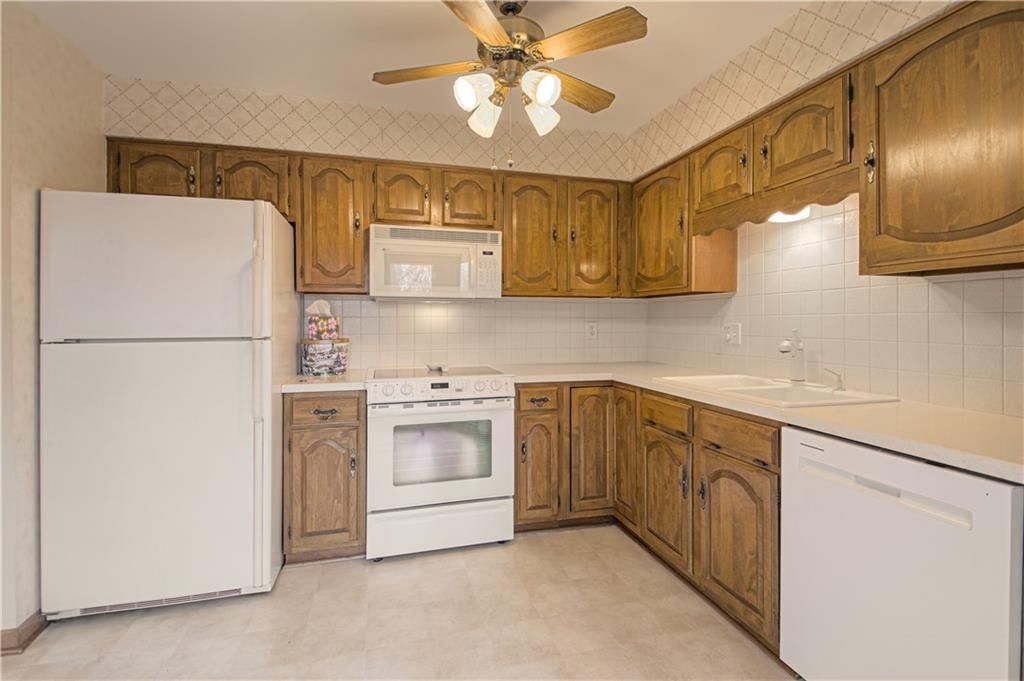 5423 N Mersington Avenue — photo 10