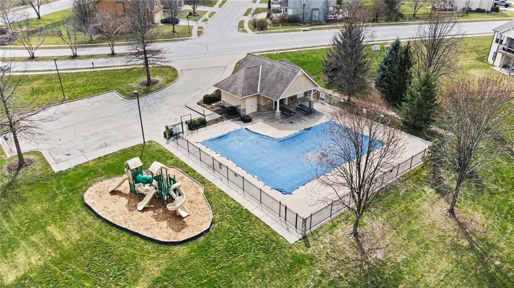 12245 NW Belmont Drive — photo 34
