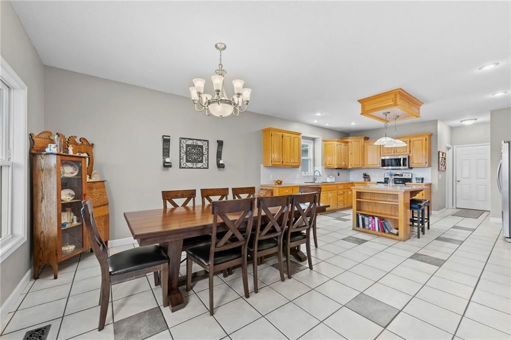 13175 Woodridge Drive — photo 14