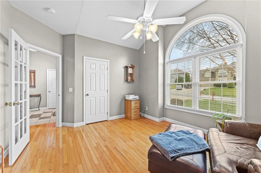 13175 Woodridge Drive — photo 22