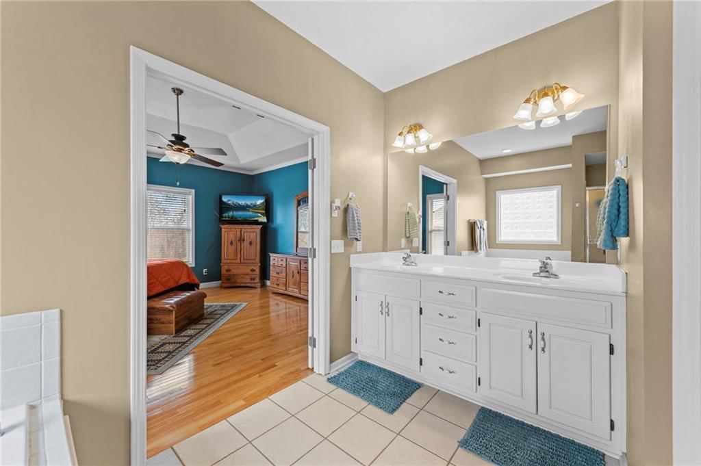 13175 Woodridge Drive — photo 27