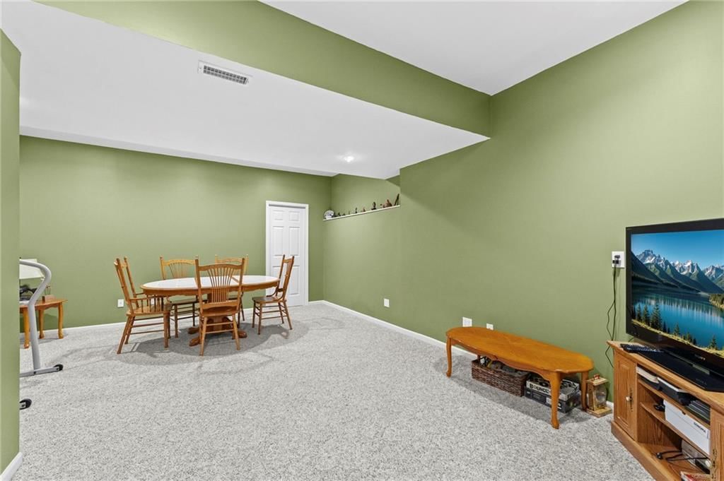 13175 Woodridge Drive — photo 29