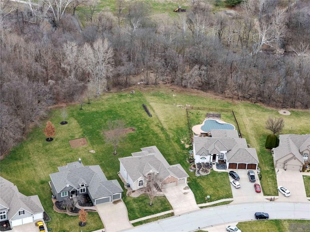 13175 Woodridge Drive — photo 59