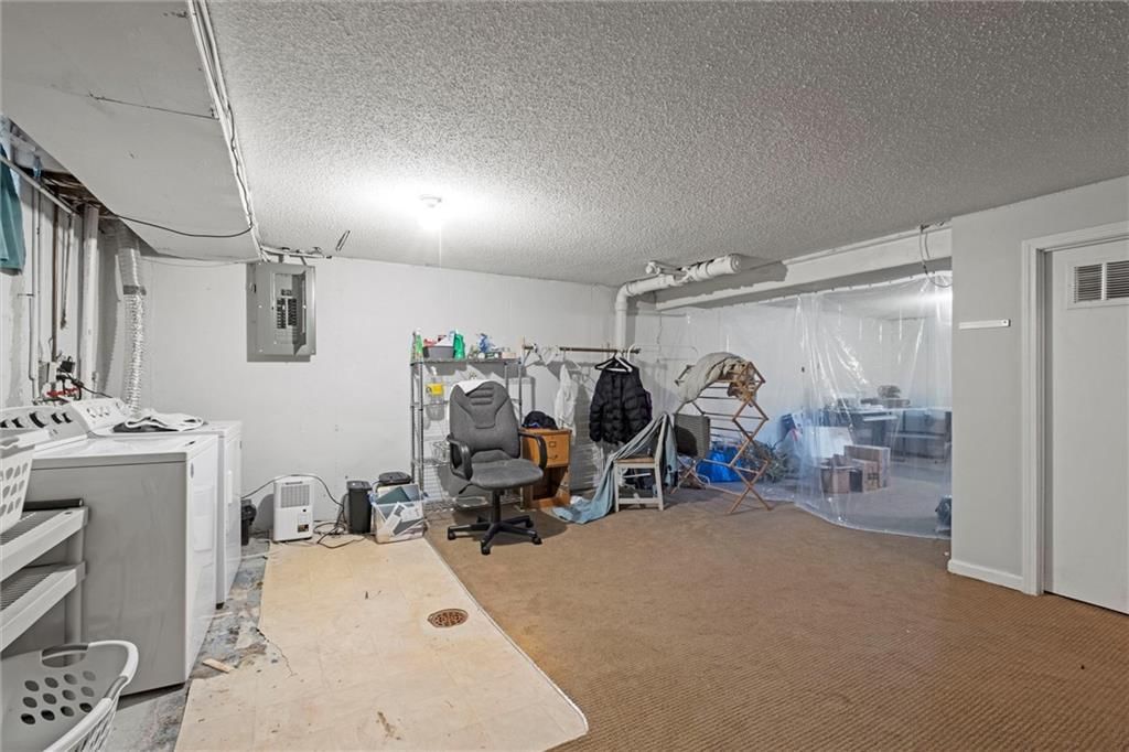 9569 Outlook Drive — photo 22