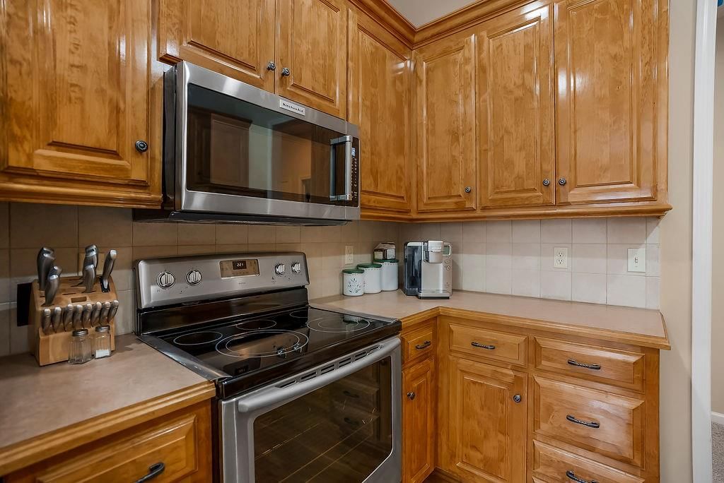 841 E Lanesfield Street — photo 7