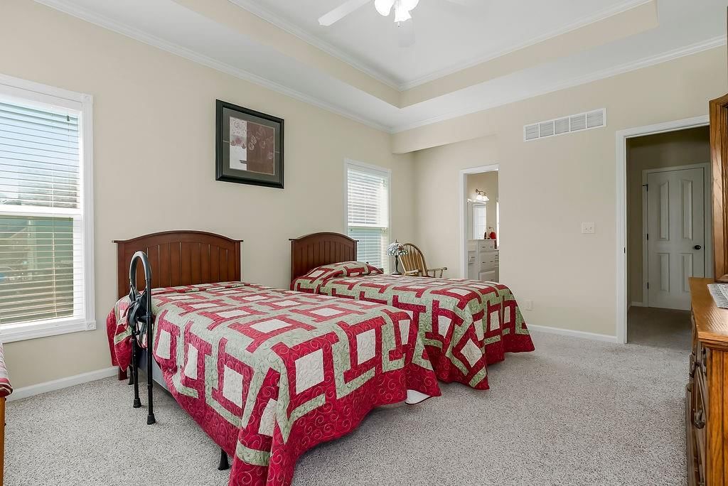 841 E Lanesfield Street — photo 14