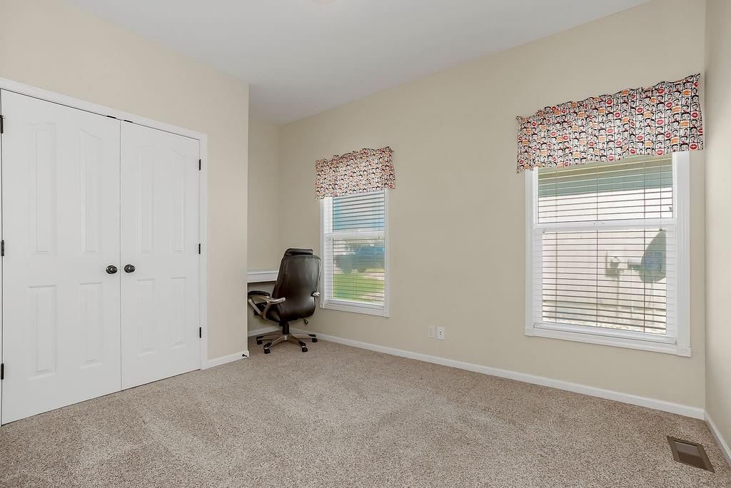841 E Lanesfield Street — photo 19