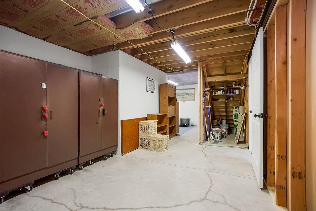 841 E Lanesfield Street — photo 30