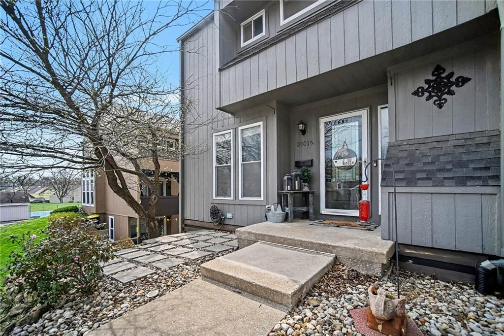 10016 N Cherry Drive — photo 2