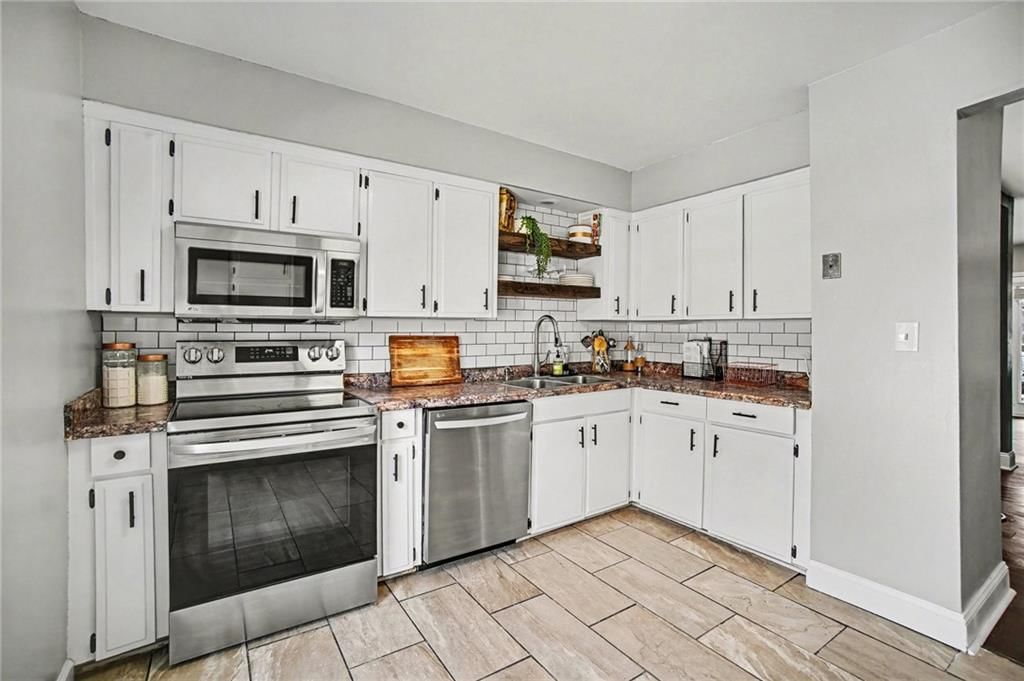 10016 N Cherry Drive — photo 8