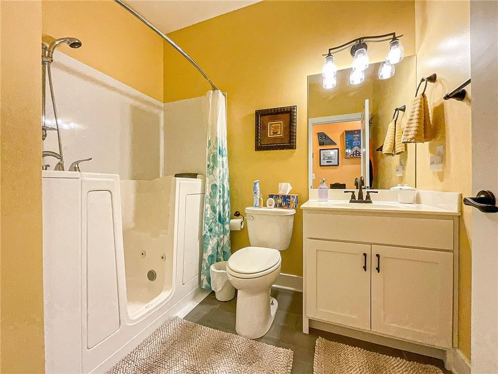 1520 S Madison Avenue — photo 24
