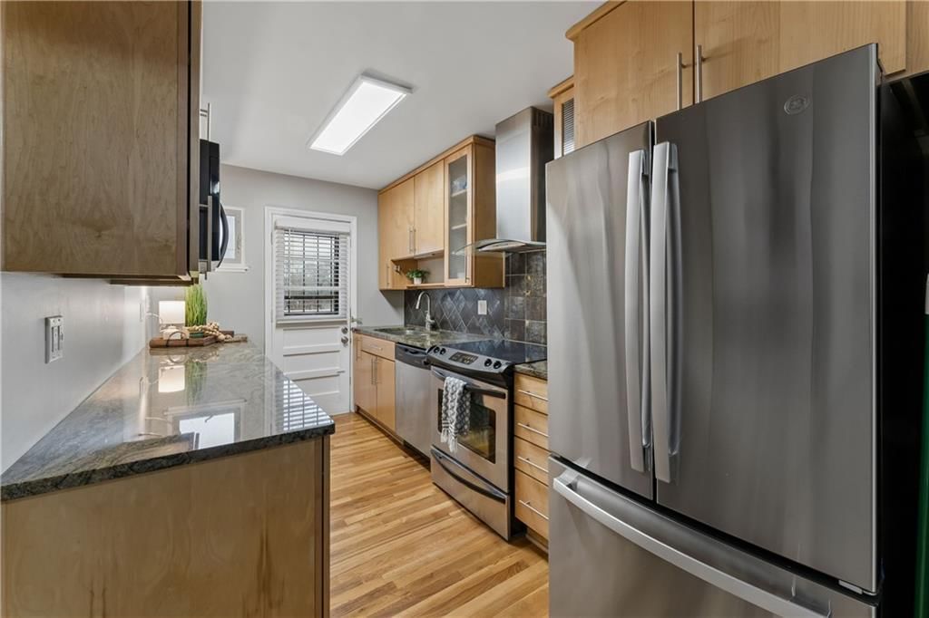 4203 Clark Avenue — photo 12