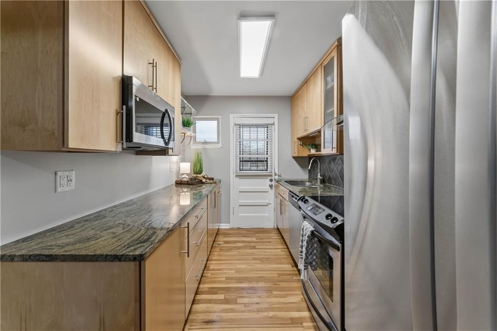 4203 Clark Avenue — photo 16