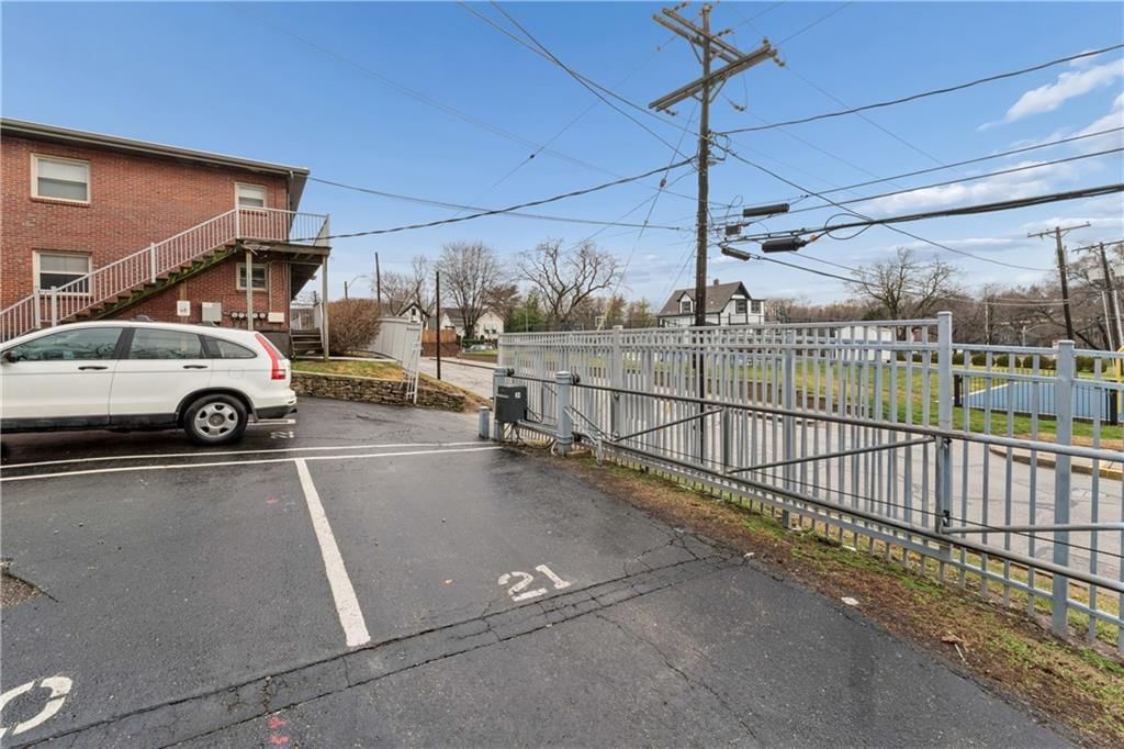 4203 Clark Avenue — photo 26