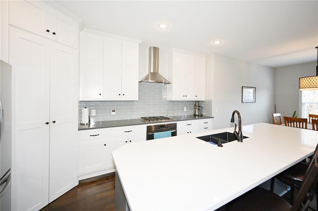 5304 NW 93rd Street — photo 9