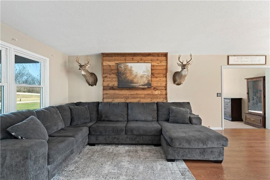 15411 E James Road — photo 10