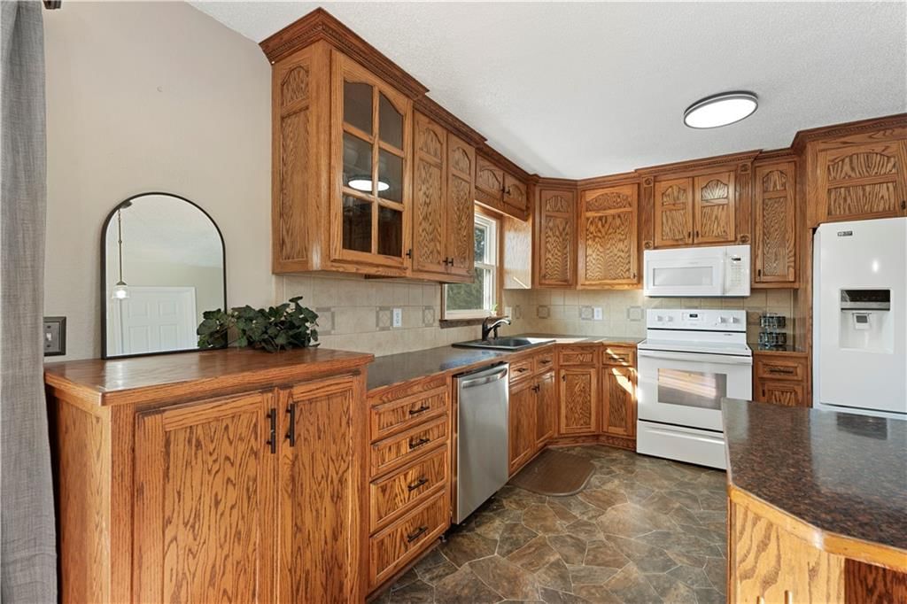 15411 E James Road — photo 14