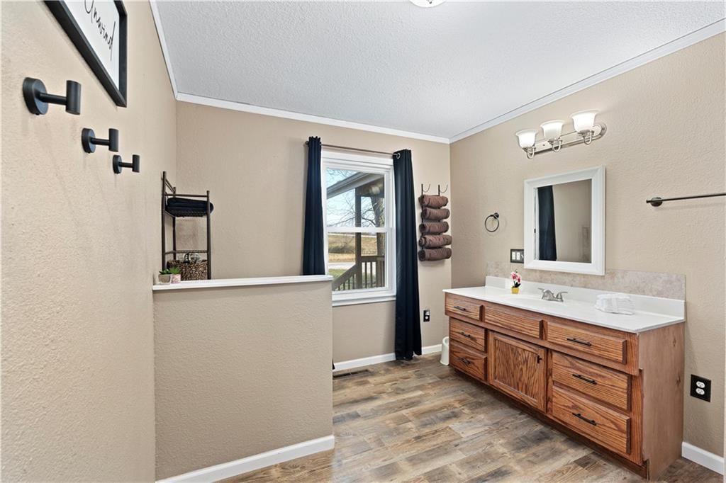 15411 E James Road — photo 33