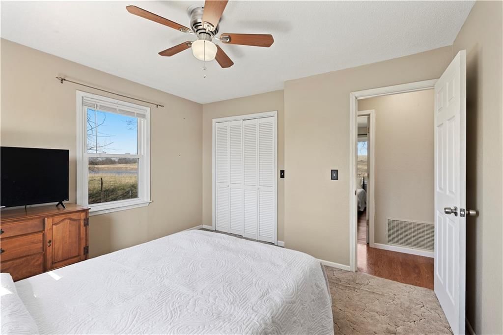 15411 E James Road — photo 39