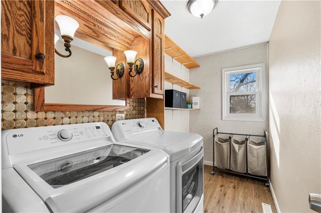15411 E James Road — photo 41