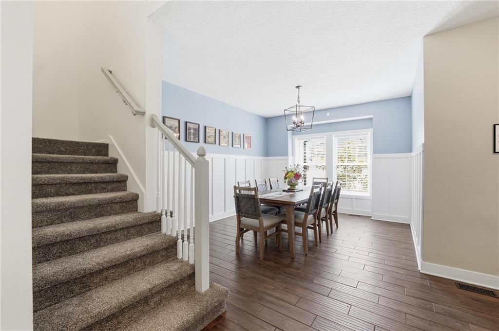 3317 N 103rd Court — photo 8