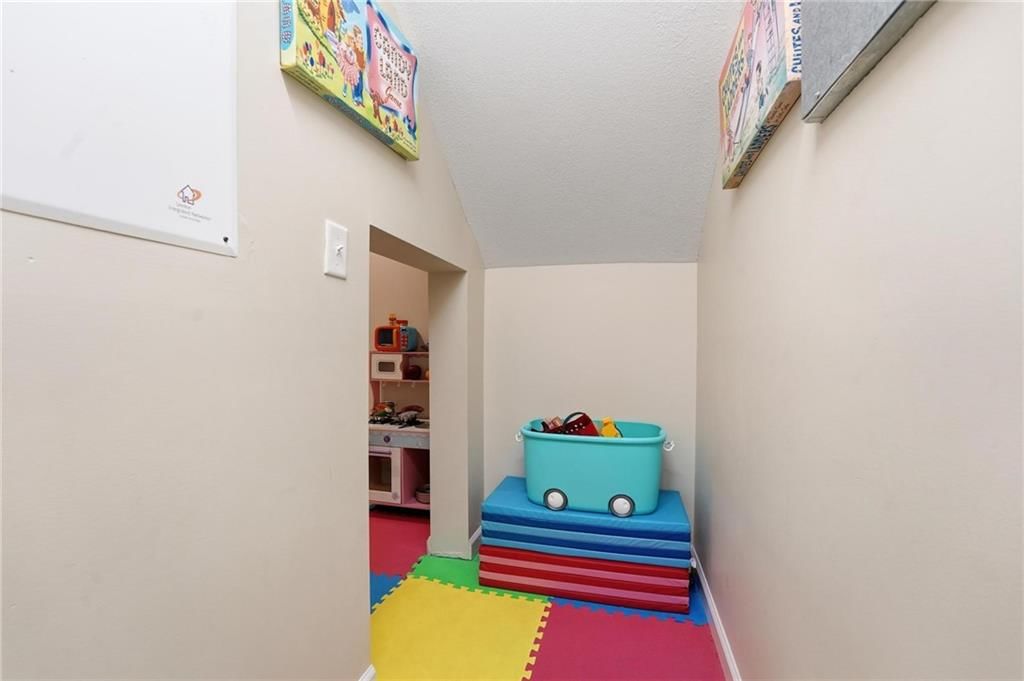 3317 N 103rd Court — photo 48