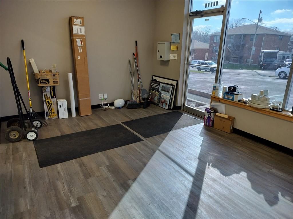 13879 E 35th Street Court — photo 4