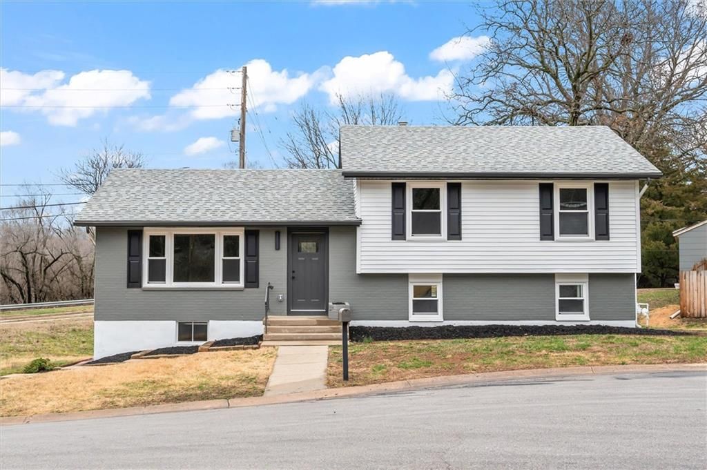 9501 Grand Avenue, Kansas City, MO