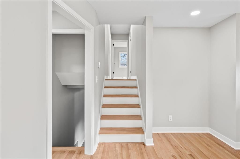 9501 Grand Avenue — photo 7