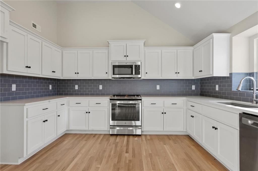 6017 NE 118th Street — photo 6