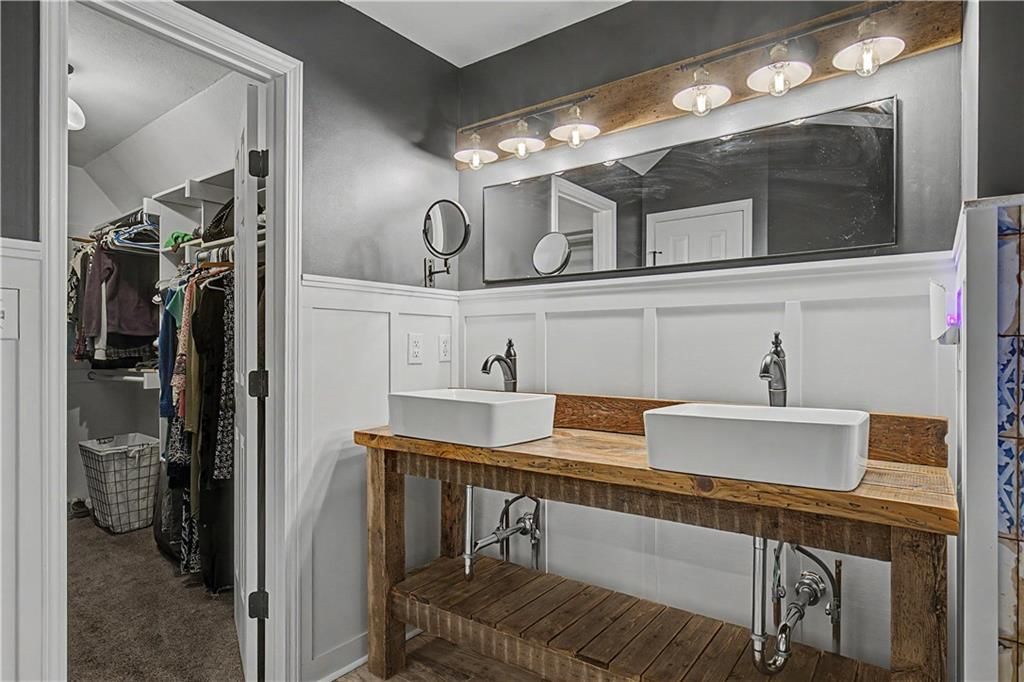 704 SW Trailpark Court — photo 28
