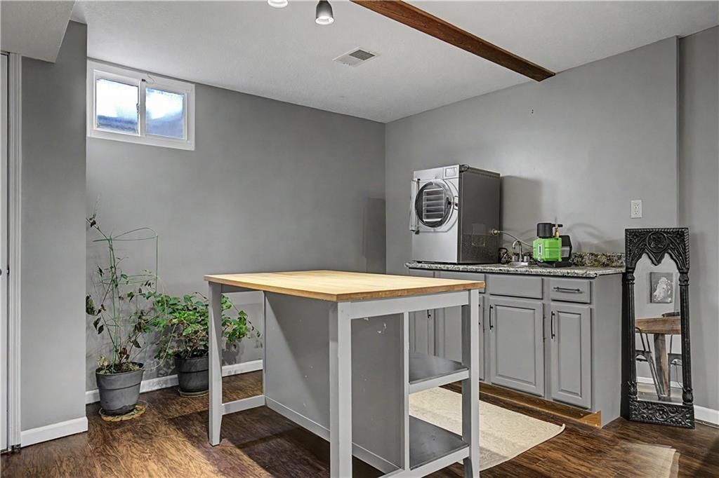 704 SW Trailpark Court — photo 37