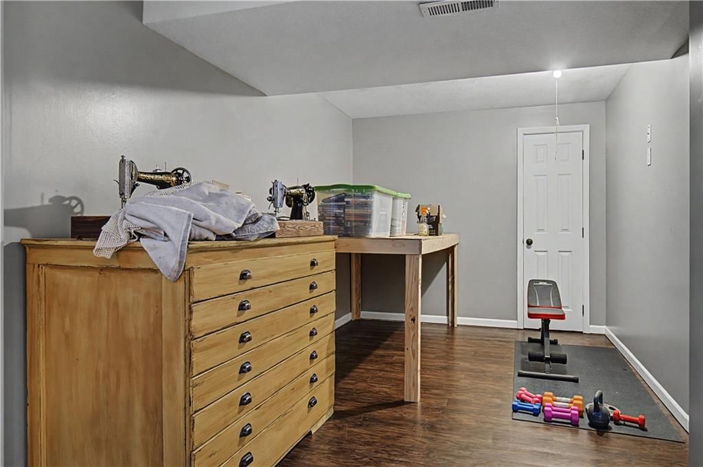 704 SW Trailpark Court — photo 42