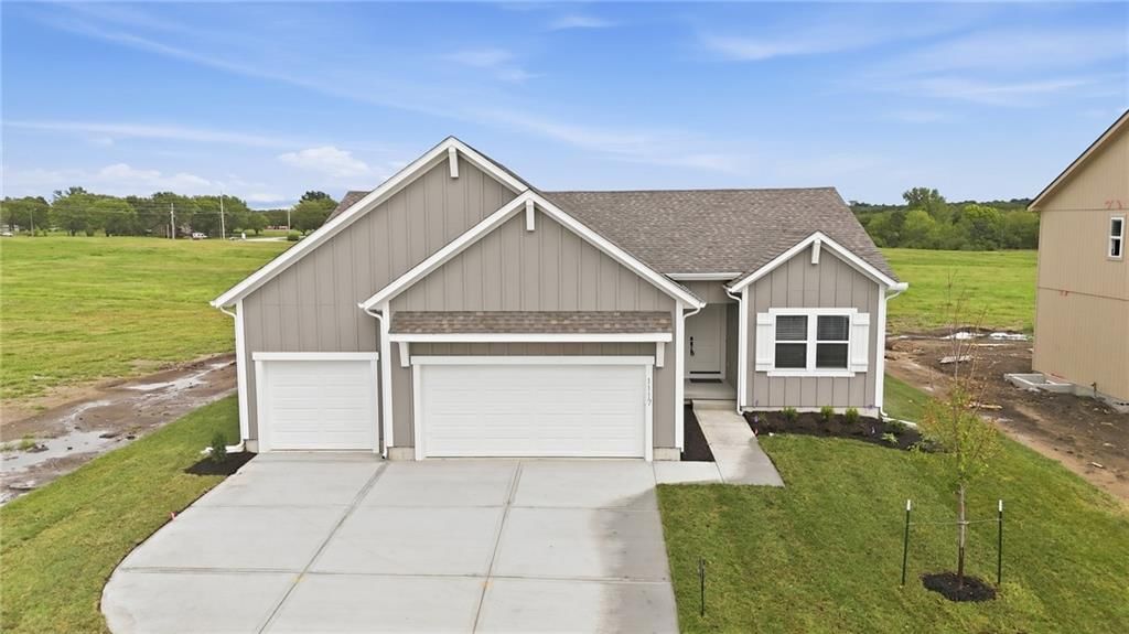 1117 Sendera Trail, Raymore, MO