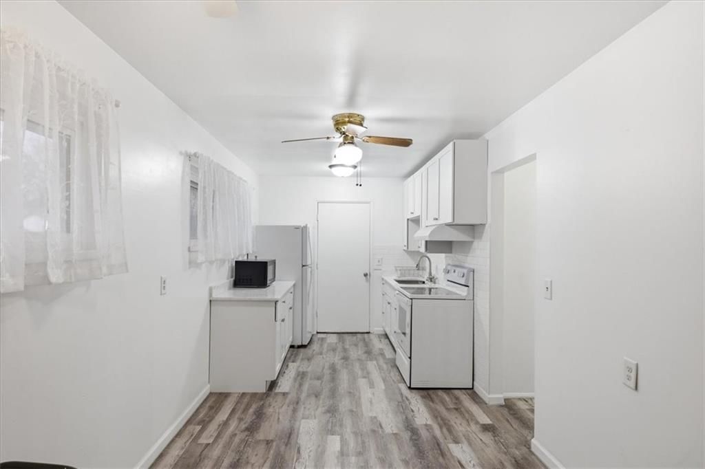 9004 Manchester Avenue — photo 5