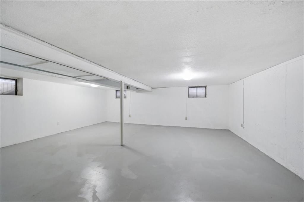 9004 Manchester Avenue — photo 13