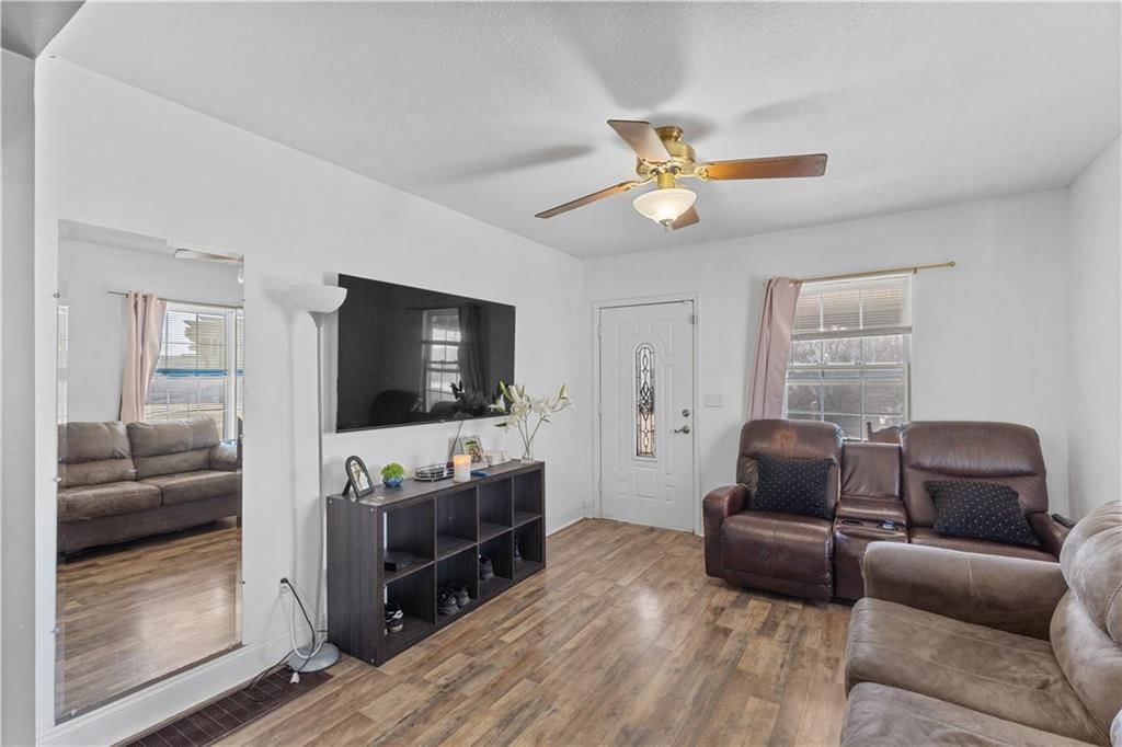 1740 Haskell Avenue — photo 6