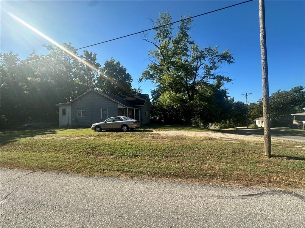 709 N Washington Street — photo 3