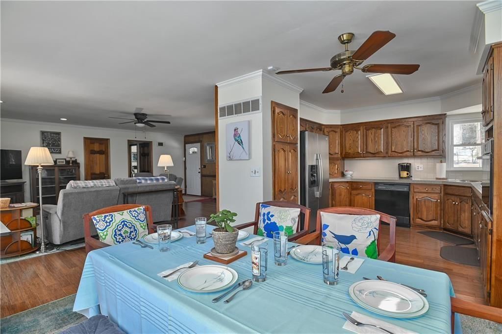 8219 NW Hillside Drive — photo 11