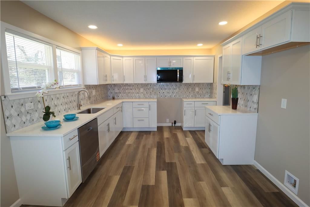 10115 E 31st Street — photo 16