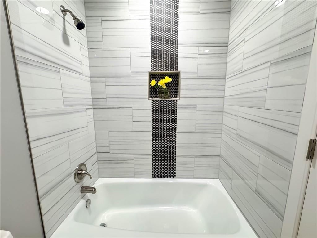 10115 E 31st Street — photo 22