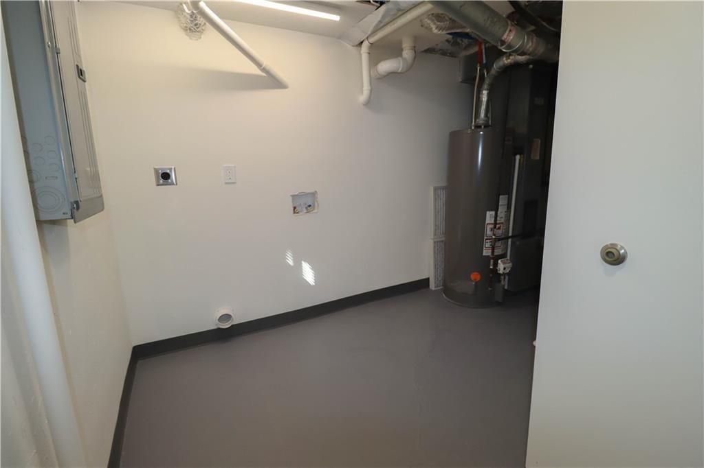 10115 E 31st Street — photo 25