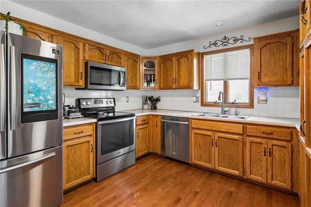 10106 NW 86TH Terrace — photo 8