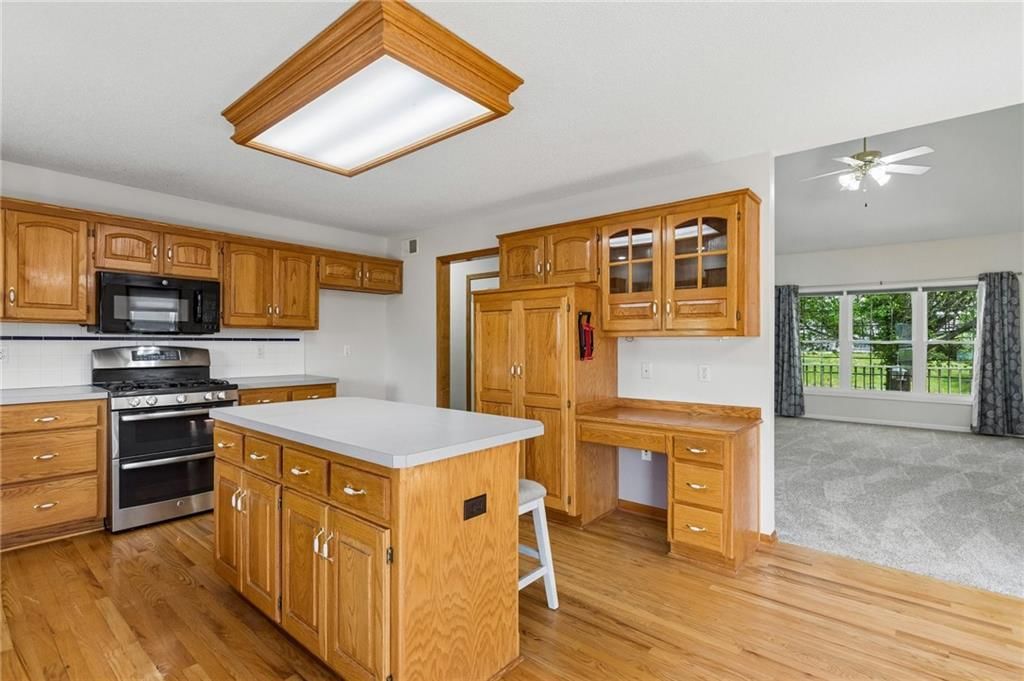 7808 N Nodaway Avenue — photo 6