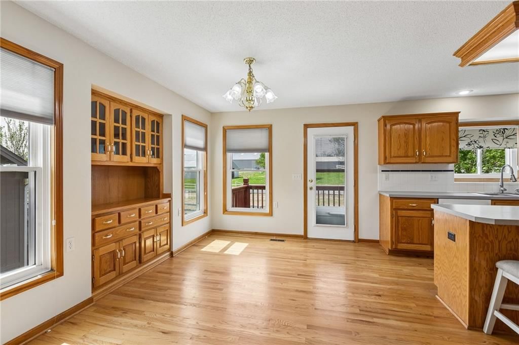 7808 N Nodaway Avenue — photo 13
