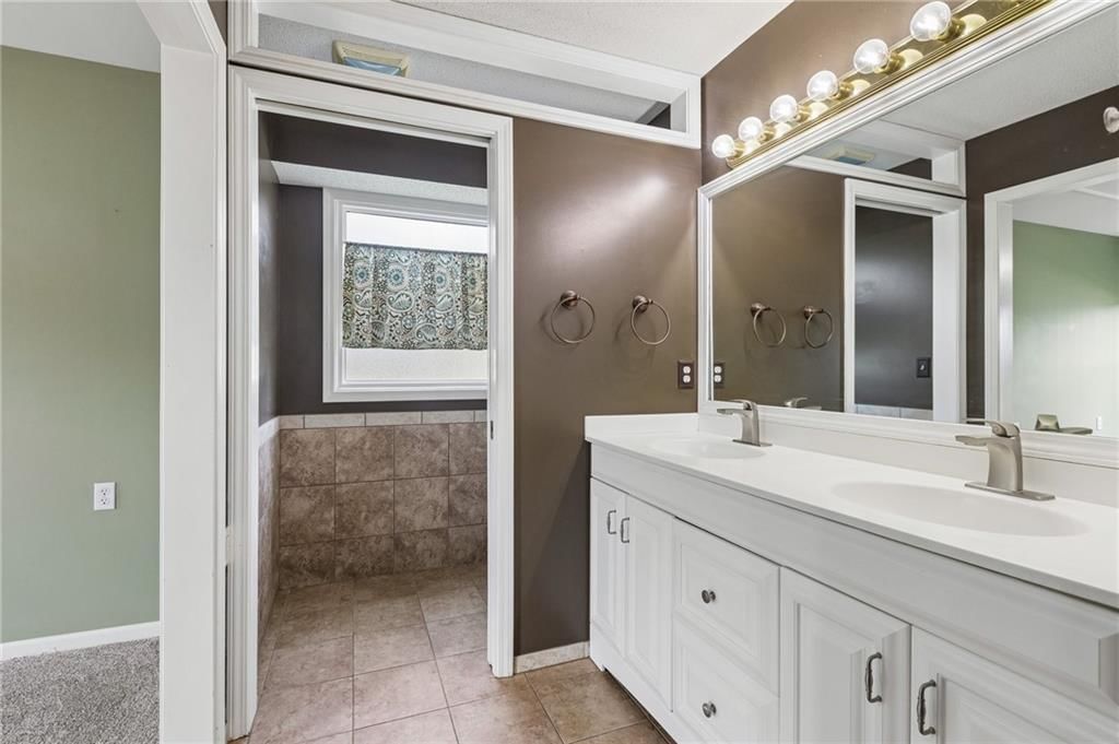 7808 N Nodaway Avenue — photo 19
